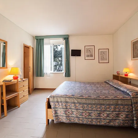 Bolgheri 4* مارينا دي كاستانييتو كاردوتشي