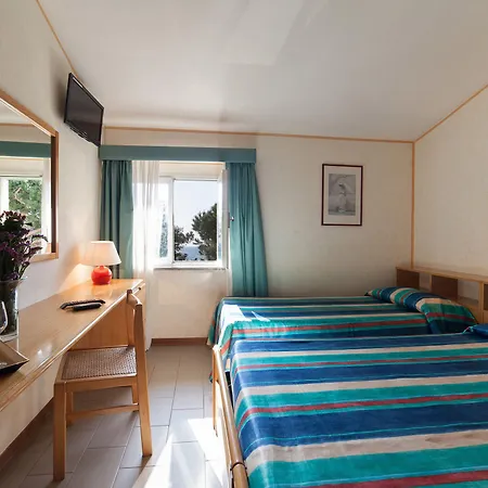 Bolgheri فندق 4*