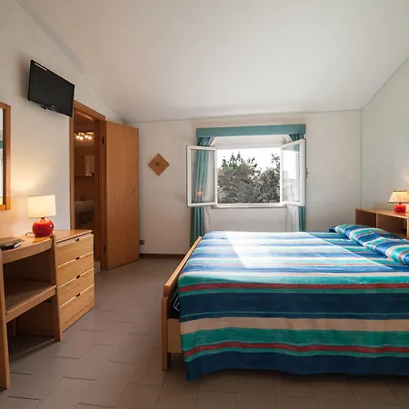 Bolgheri 4* مارينا دي كاستانييتو كاردوتشي