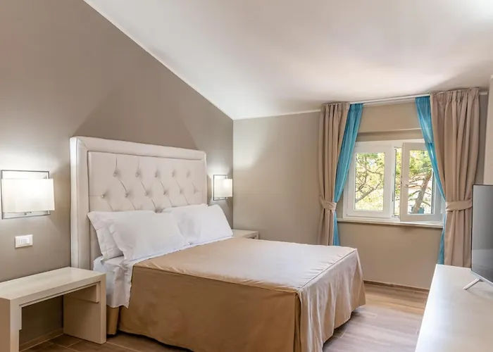 Bolgheri 4* مارينا دي كاستانييتو كاردوتشي