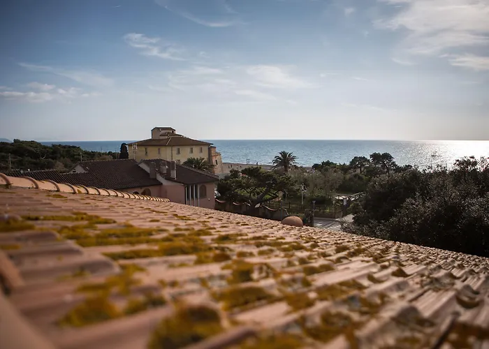 Bolgheri مارينا دي كاستانييتو كاردوتشي